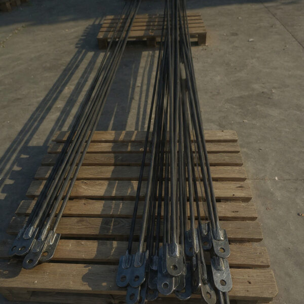 metāla detaļas (vēja saites)