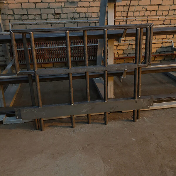 metal component with industrial design